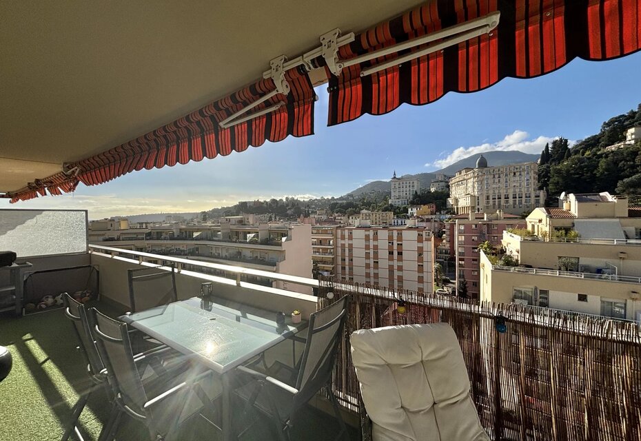 3 PIECES MENTON - TERRASSE /JARDIN - PARKING + CAVE