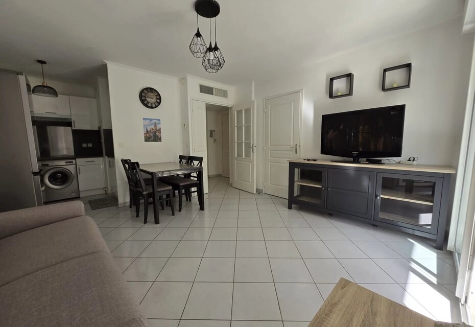 Beausoleil, 2 pièces meublé avec garage
