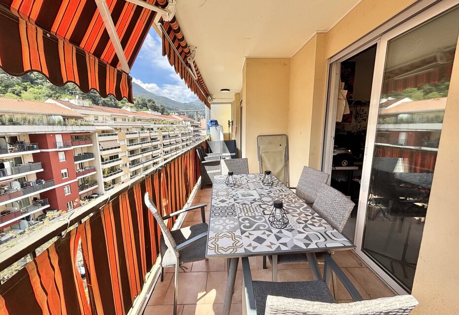 MENTON - BEAU 4 PIÈCES 82m² + TERRASSE+  CAVE