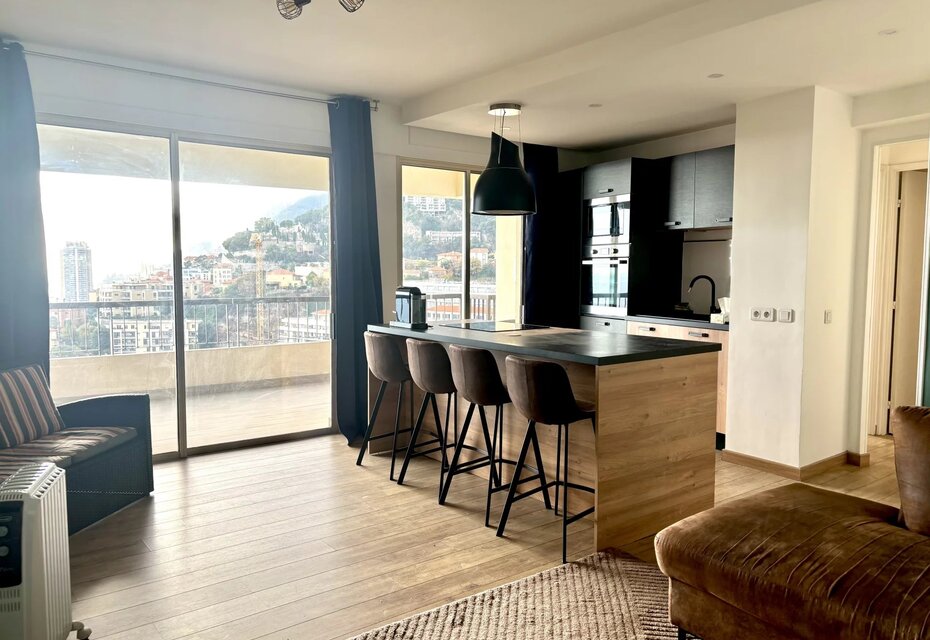 Superbe T2 vue mer panoramique avec garage et cave