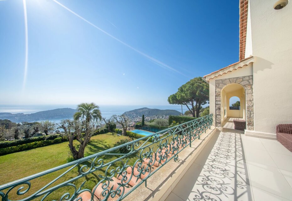Villa vue sur la mer et Saint Jean Cap Ferrat