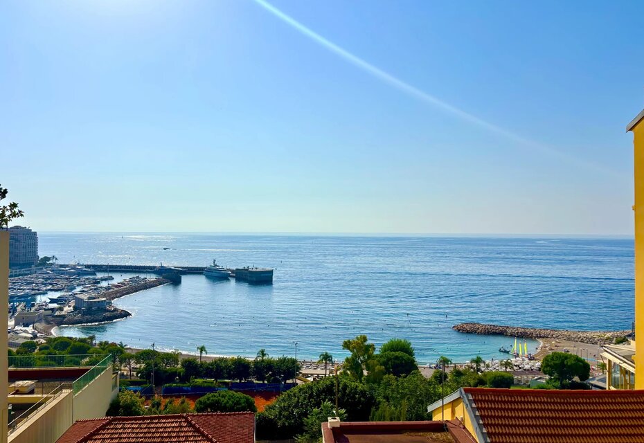 Spacious 1-Bedroom Apartment 52m² with Panoramic Sea View – Cap d’Ail (Monaco Border)