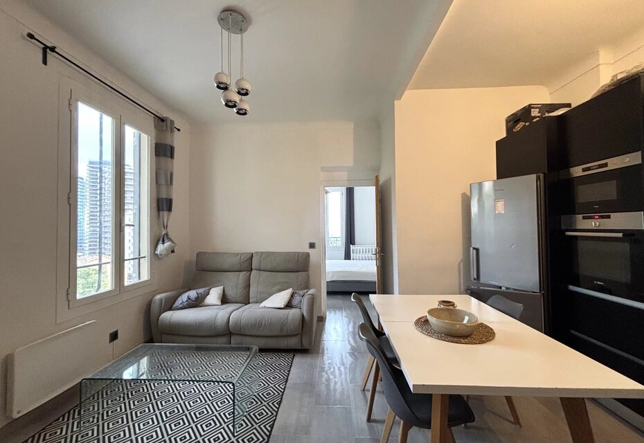 Furnished 2-bedroom apartment in a quiet area near Monaco