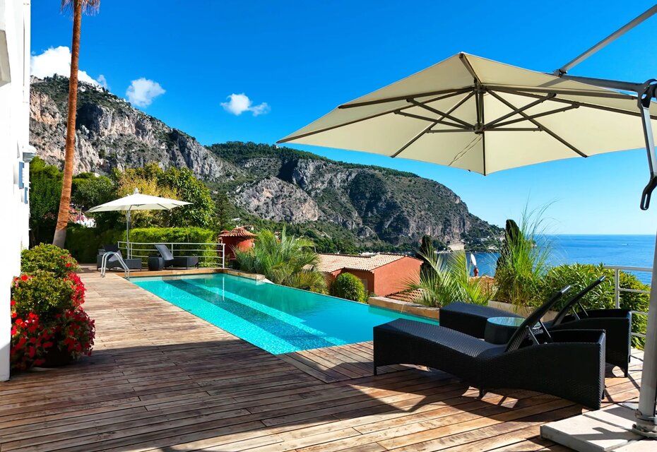 Èze Bord-de-Mer – Villa contemporanea con vista panoramica sul mare